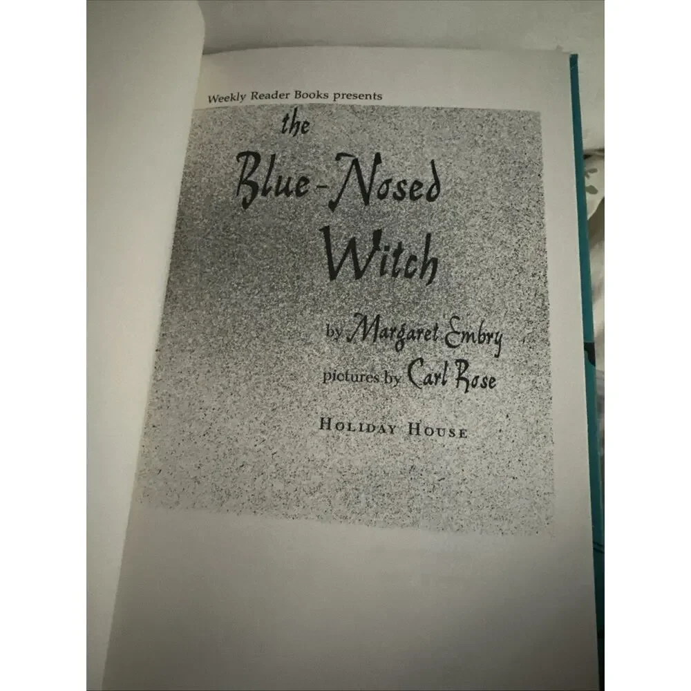 book blue nosed